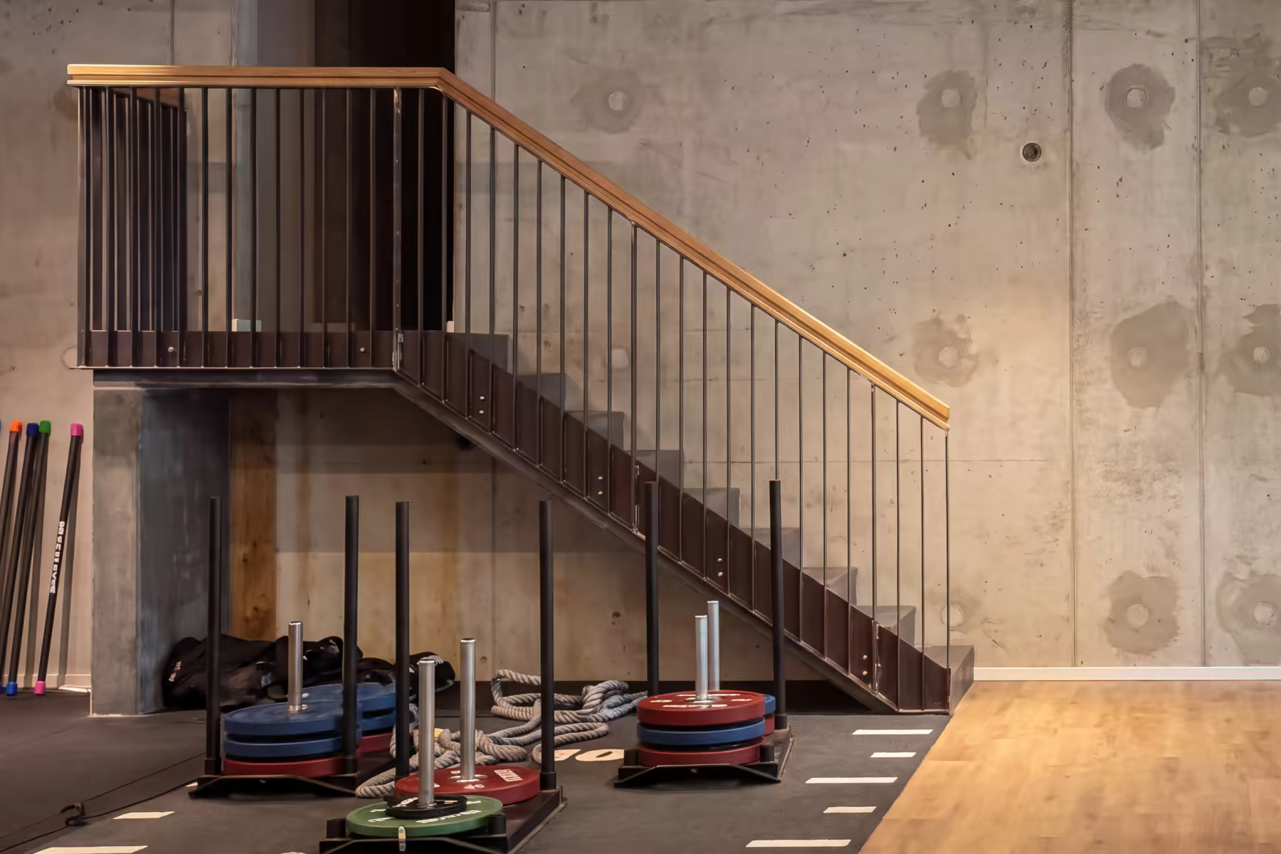 Treppe zwischen den beiden Etagen bei Forvya